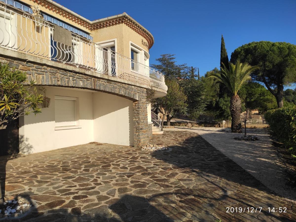 Meuble Tourisme 4*, Les Pieds Dans L'Eau, Villa Las Palmeras La Londe-les-Maures ภายนอก รูปภาพ